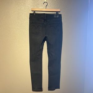 Women’s Levi’s Jeans